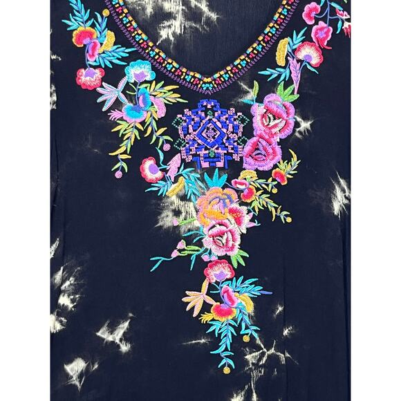 Calessa Womens Med Black Embroidered Floral Hippie Boho 3/4 Sleeve V-Neck Top - Picture 6 of 8